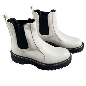 Sincerely Jules white slip on hippie chelsea boots 6